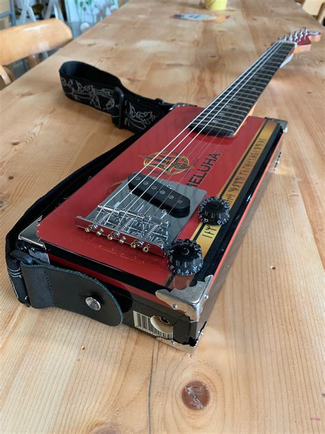 hayley cigar box 6 string